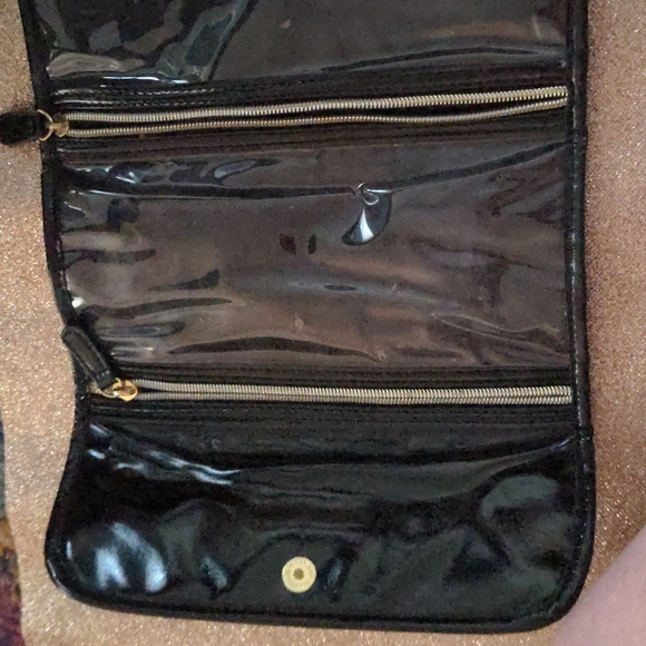 🔮3/30  Betsey Johnson travel bag - Picture 2 of 4